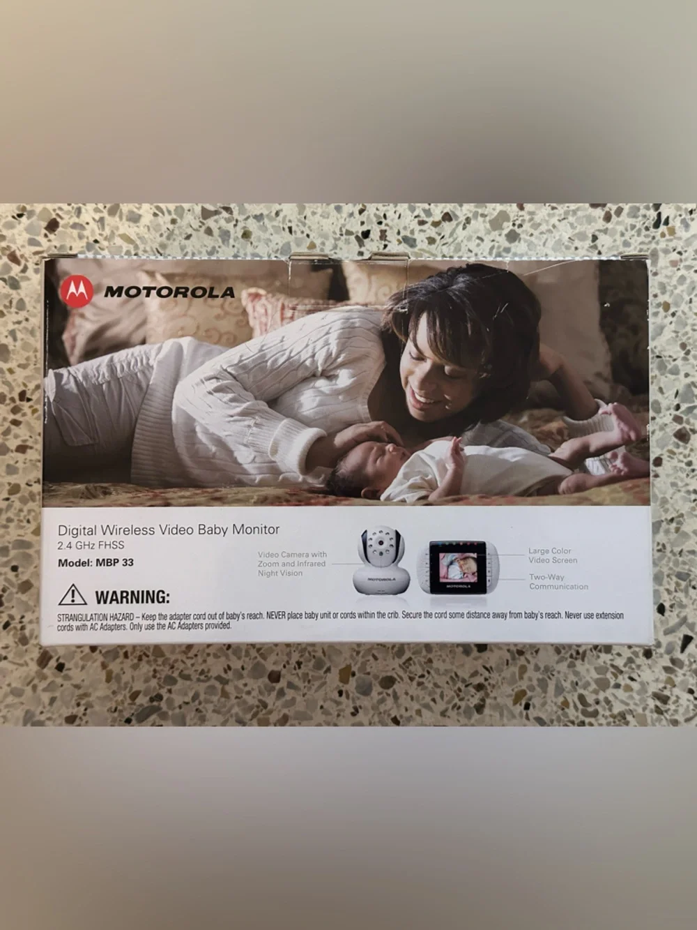 Motorola MBP 33 Digital Baby Monitor/Caregiver Monitor with Video, Sound, Music